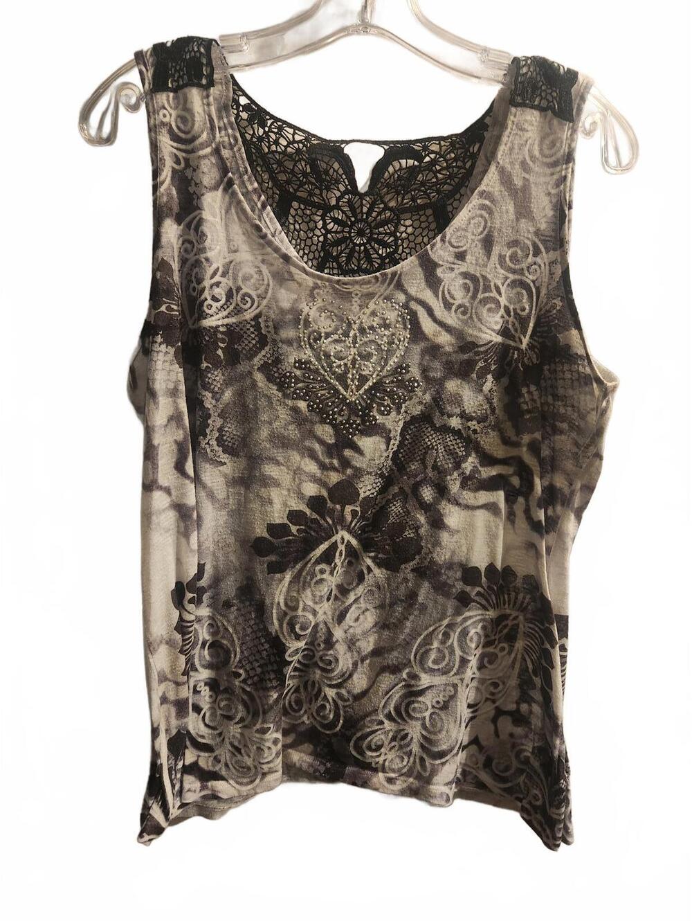 Apt 9 Sleeveless Tank Top with Designs and Beautiful back detail. Womens Large